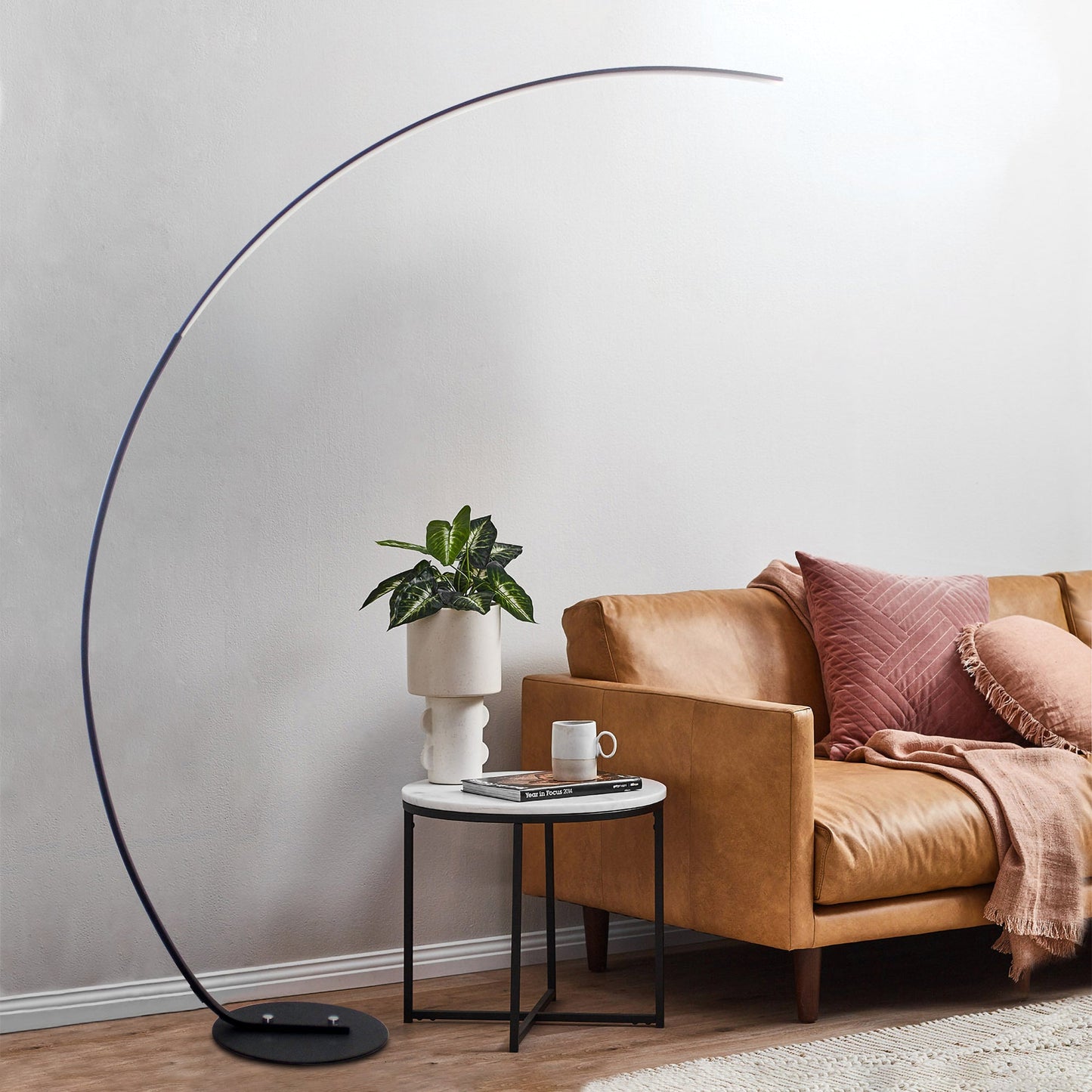 New Curve Floor Lamp