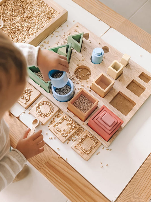 Wooden 3D sorting and nesting board